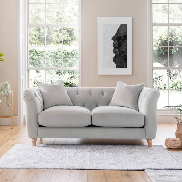 The Great Sofa Company Kensington 2-Seater Velvet Chesterfield Sofa in Silver - Size: 2 Seater - image 1