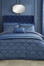 Catherine Lansfield 'Art Deco Pearl' Duvet Set in Navy - Size: Double - thumbnail 1