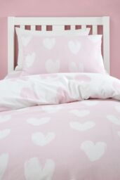 Catherine Lansfield 'Brushed Cotton Hearts' Reversible Duvet Cover Set in Pink - Size: Junior - thumbnail 3