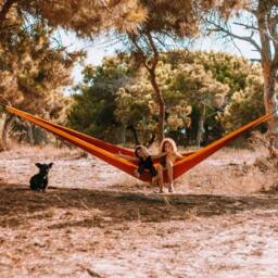 Ticket To The Moon Honey Moon Hammock - Double Hammock - Two-Person Hammock in Burgundy - thumbnail 2