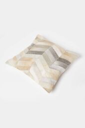 Homescapes Cream & Grey Leather Cushion 45 x 45 cm - Size: 45 cm x 45 cm - thumbnail 5
