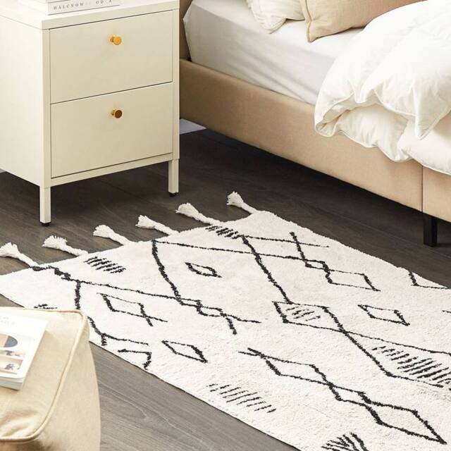 Wyld and Coco Heritage Off-White and Black Cotton 80 x 150 cm Geometric Tassel Rug in White - Size: 80 cm x 150 cm - image 1