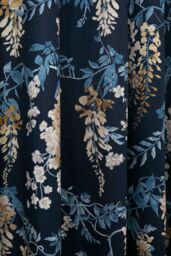 Dreams & Drapes 'Wisteria' Floral Print Pair of Eyelet Curtains in Navy - Size: 168 cm width x 229 cm drop - thumbnail 3