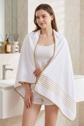 Living and Home 3-Pack Soft Bath Towels with Gold Lines in White - thumbnail 4