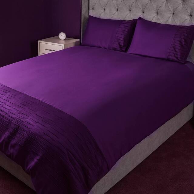 Voltico Plum Luxury Jacquard Duvet Cover Set, Single to King - image 1
