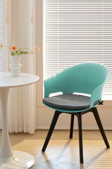 Living and Home 4Pcs Swivel PP Dining Chairs with Armrest ( Load Capacity 150kg ) in Blue - image 1