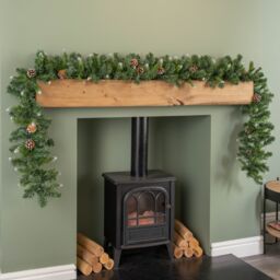 Samuel Alexander 270cm (9ft) x 25cm Snow Tipped King Fir Christmas Garland with Pine Cones in Green - Size: 270 cm (9ft) x 25 cm