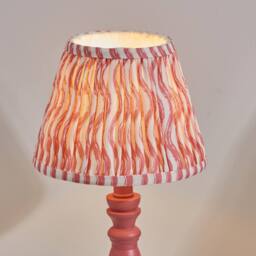 Netlighting Bibury Pink Table Lamp Pink Fabric Ripple Shade 20cm B22 - thumbnail 3