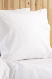 Belledorm Easy Care 200 Thread Count Cotton Polyester Percale Continental Pillowcase in Navy - thumbnail 1