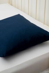 Belledorm Easy Care 200 Thread Count Cotton Polyester Percale Continental Pillowcase in Navy - thumbnail 2