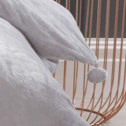 Smart Living Luxurious Pom Pom Fleece Duvet Cover with Pillowcases in Silver - Size: King - thumbnail 3