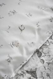 Catherine Lansfield 'Elinda Floral' Reversible Duvet Cover Set in White - Size: Double - thumbnail 4