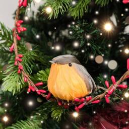 Melody Maison Large Round Robin Wreath Hanging Decoration - 20cm in Red - thumbnail 6