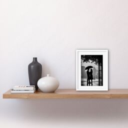 "Artery8 Wall Art Print A Couple Under an Umbrella Black & White Photo Artwork Framed 9X7 Inch - Size: W7"" x H9""" - thumbnail 2