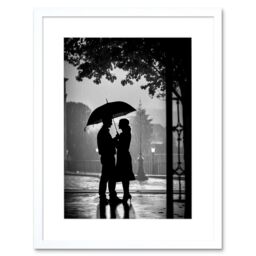 "Artery8 Wall Art Print A Couple Under an Umbrella Black & White Photo Artwork Framed 9X7 Inch - Size: W7"" x H9""" - thumbnail 1