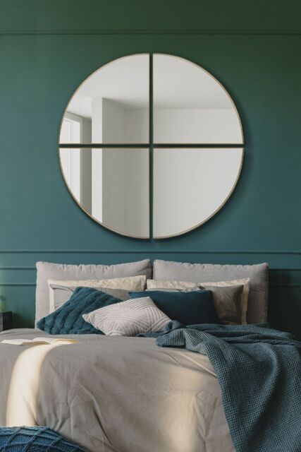 "MirrorOutlet New Gold XL Circular Metal Wall Mirror 54"" X 54"" (140 x 140CM) - Size: 1 Pack" - image 1
