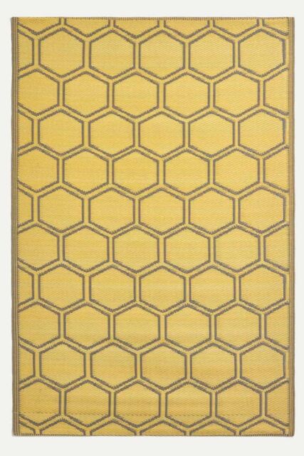 Homescapes Luxury Outdoor Rug Waterproof Reversible for Garden, Yellow Honeycomb - Size: 120 cm x 180 cm - image 1