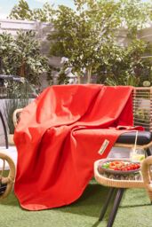 Slumberdown Unwind Outside Waterproof Adult Blanket in Burnt Orange - Size: 160 cm x 200 cm
