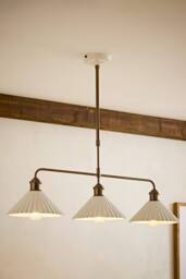 ValueLights Burford White Ceramic Ribbed 3 Drop Diner Bar Pendant Ceiling Light in Cream