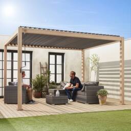 sweeek Louvered pergola aluminium 4 x 3m in Light Brown - thumbnail 1