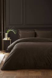 Catherine Lansfield 'Kingsley' Soft Matt Velvet Duvet Cover Set in Chocolate - Size: King - thumbnail 1