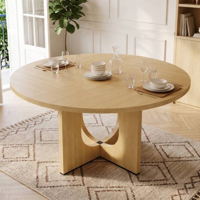 BTM 47in Farmhouse Round Dining Table 4-6 Seater Oak in Natural - image 1