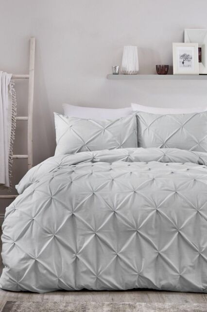 Serene 'Lara' Luxury Ruched Duvet Cover Set in Silver - Size: Single - image 1