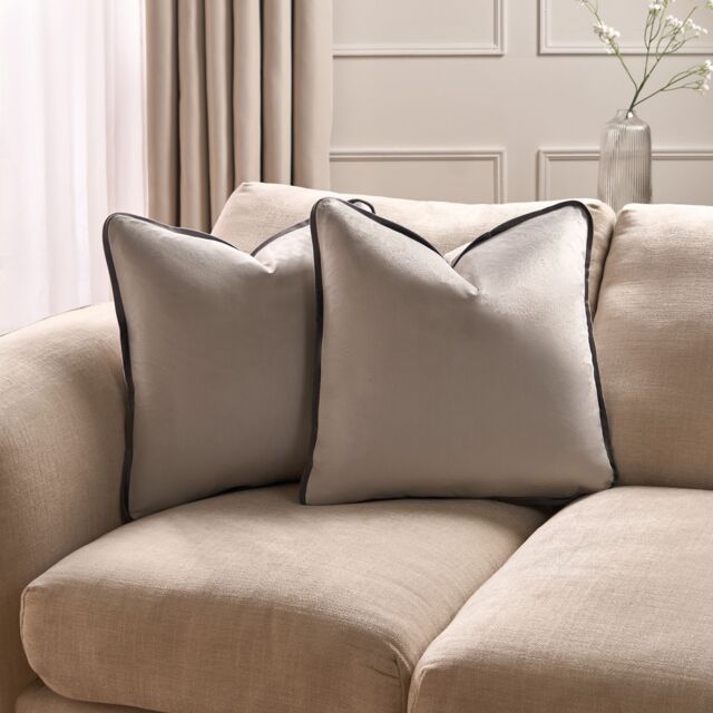 OHS 4 x Piped Edge Matte Velvet Cushion Covers Home Decor Set in Light Grey - Size: 45 cm x 45 cm - image 1