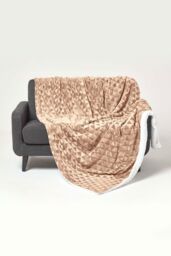 Homescapes Geometric Triangle Velvet Throw in Brown - Size: 130 cm x 160 cm