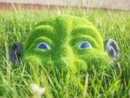 Marco Paul Resin Hedge Peaker Garden Ornament in Green