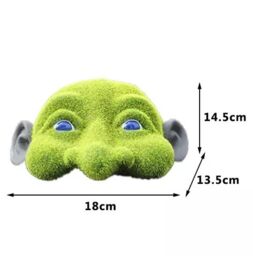Marco Paul Resin Hedge Peaker Garden Ornament in Green - thumbnail 4