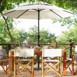 Wyld and Coco Market Garden Parasol Beige 285 cm Octagonal UV-Resistant Crank