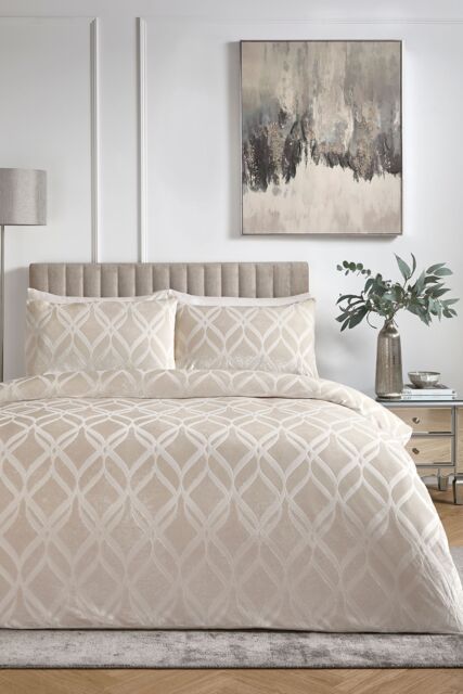 Soiree 'Belfort' Woven Geo Velvet Duvet Cover Set in Ivory - Size: Double - image 1