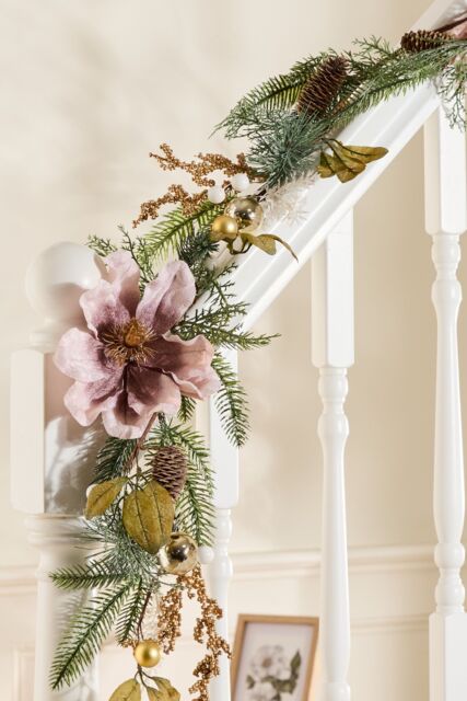 Dibor Luxury Magnolia Blush Xmas Decoration Staircase Christmas Garland 1.8m - Size: Large - image 1