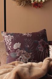 Linen House Taira Gauche Floral Pillowcase Sham - thumbnail 2