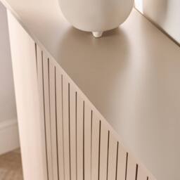 OHS Ribbed Large Radiator Cover Slatted Engineered Wood in Natural - thumbnail 2
