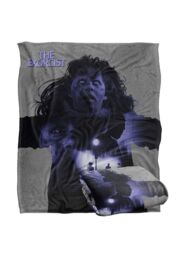 Warner Brothers The Exorcist Silky Touch Super Soft Throw Blanket 152x127cm in White - Size: 152x127 cm - thumbnail 2