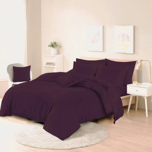 Homes-Linen Plain Dyed Polycotton Duvet Cover Set with Pillowcases in Plum - Size: Single - image 1