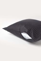 Homescapes Continental Pillowcase Egyptian Cotton 330 TC, 60 x 60 cm in Black - thumbnail 3