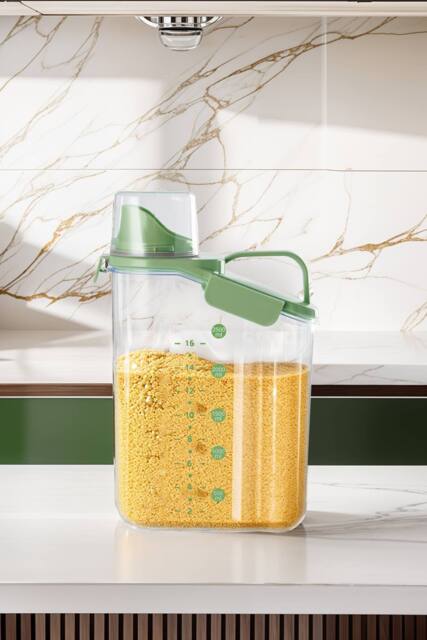 H&O Direct 2.8L Green Dry Food Airtight Storage Container - image 1