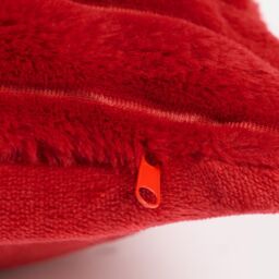 OHS 2 x Faux Fur Thick Rib Filled Cushion Covers in Red - Size: 45 cm x 45 cm - thumbnail 6