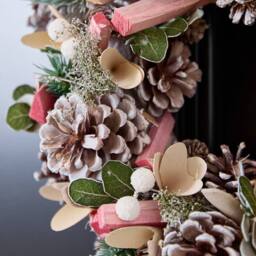 Dibor 33cm Pastel Pink Xmas Decor Front Door Wreath Christmas Wreath - thumbnail 4