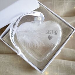 Amaya Rose Ltd In Memory of SISTER Feather Heart Bauble Gift Boxed in Clear - thumbnail 4
