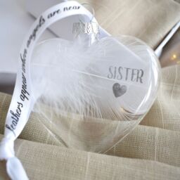 Amaya Rose Ltd In Memory of SISTER Feather Heart Bauble Gift Boxed in Clear - thumbnail 5