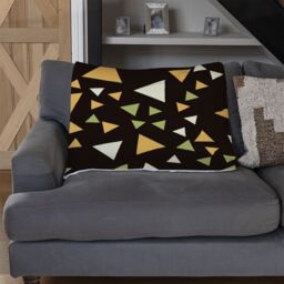 Benjamin Tate Design Yellow Green Triangles Blanket in Natural - Size: 120 cm x 150 cm - thumbnail 2