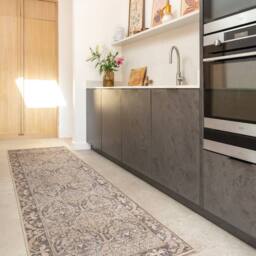 Kukoon Machine Washable Natural Jute Blend Distressed Beige Area Rug in Taupe - Size: 80 cm x 150 cm - thumbnail 6