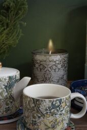 Portico Designs Ltd William Morris Strawberry Thief Soy Wax Candle - thumbnail 2