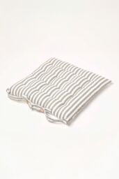 Homescapes Set of 4 Grey Stripe Seat Pad with Button Straps 100% Cotton 40 x 40 cm - Size: 40 cm x 40 cm - thumbnail 3