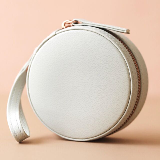 Lisa Angel Women's Grey Mini Round Travel Jewellery Case in Light Grey - image 1