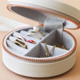 Lisa Angel Women's Grey Mini Round Travel Jewellery Case in Light Grey - thumbnail 2